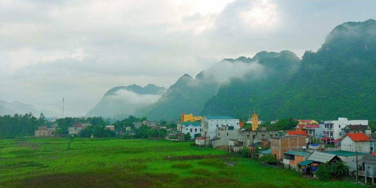 Trung Duc Hotel Фонг Нха Екстериор снимка