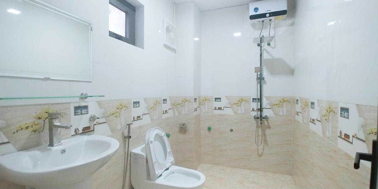 Trung Duc Hotel Фонг Нха Екстериор снимка