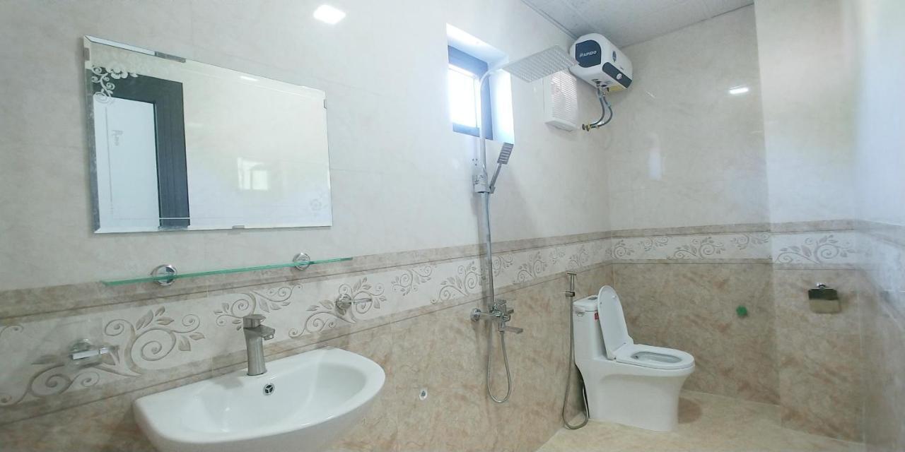 Trung Duc Hotel Фонг Нха Екстериор снимка