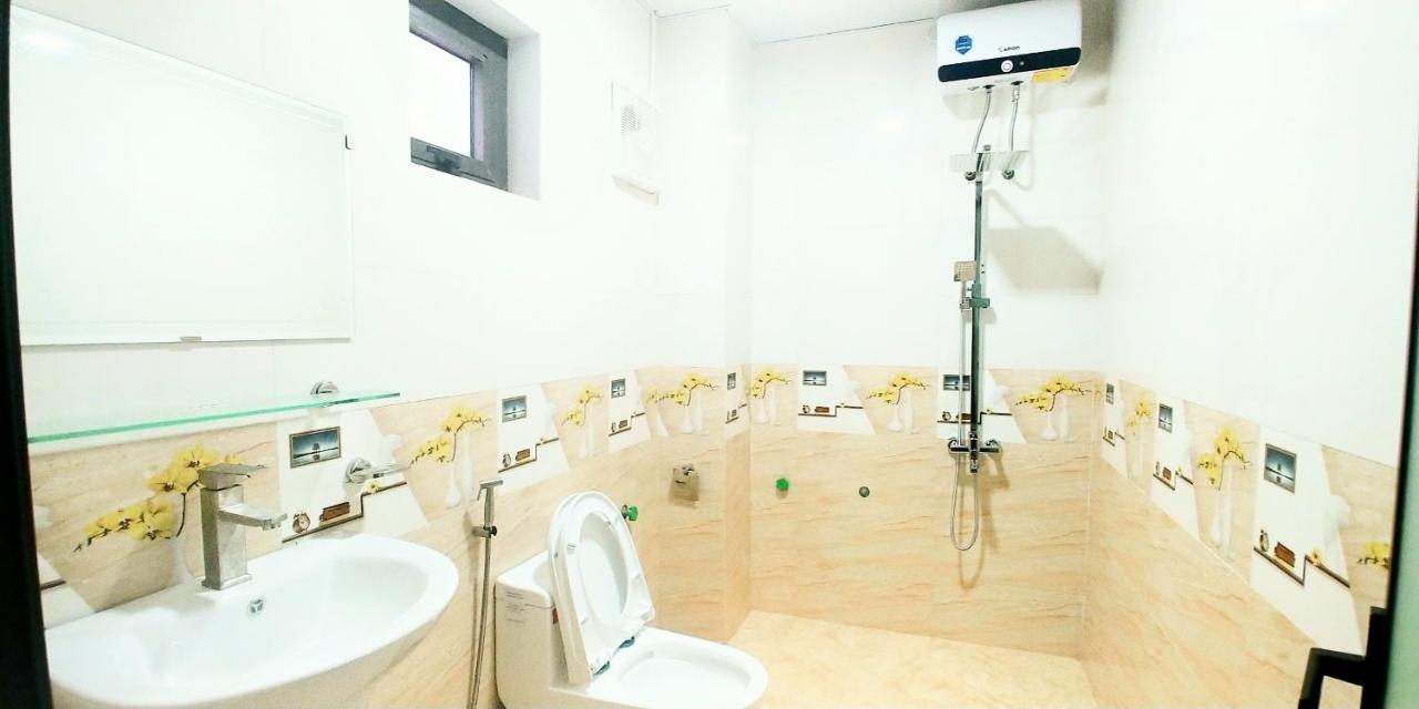 Trung Duc Hotel Фонг Нха Екстериор снимка